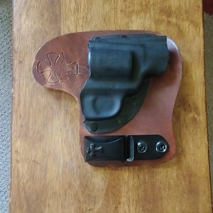 Kimber k6 revolver iwb crossbreed holster
